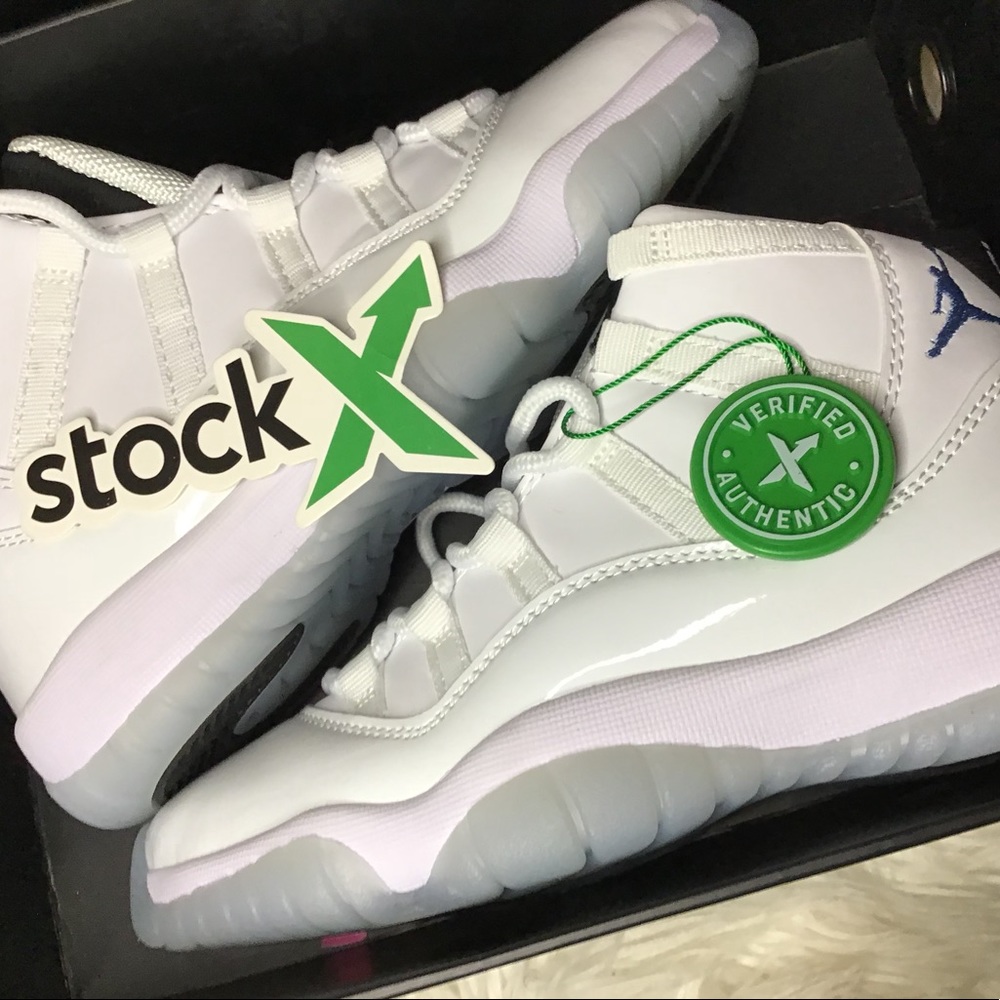 Jordan 11 legend blue